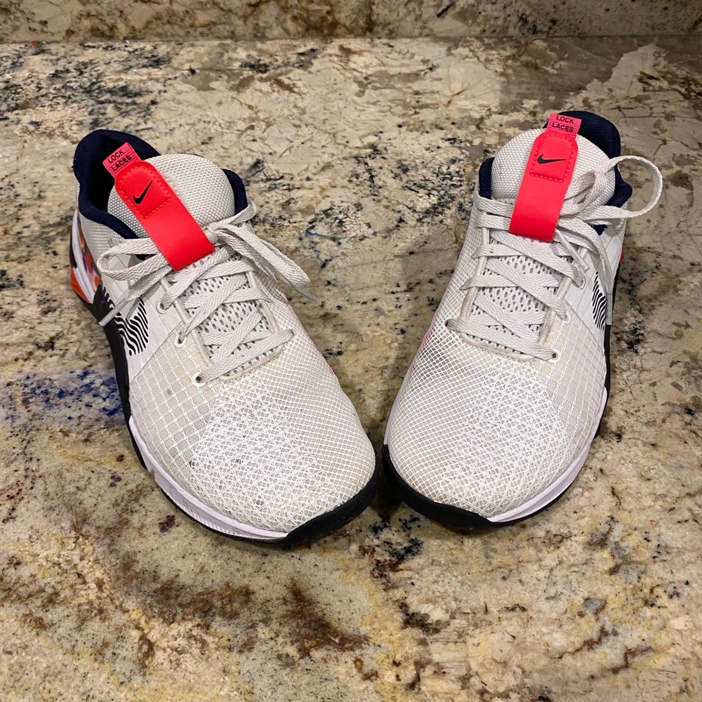 Nike Metcon sneakers size 9